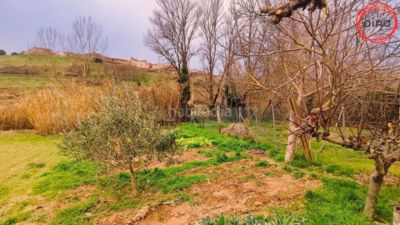 Foto c5bfdcaf-4be8-402d-9610-8d8714ca8144. Edificio en Pueyo / Puiu