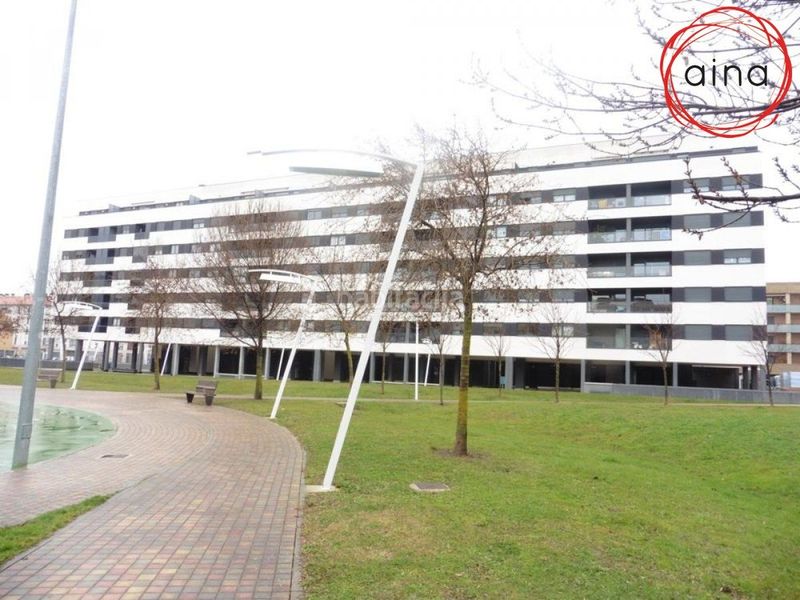 Foto 4b5a4b87-d745-4028-a1eb-44e5098ba530. Lloguer local comercial a Berriozar