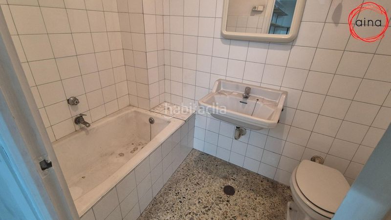 Foto 62cc5e30-4d17-4668-8d46-6e9fcf2167f2. Local comercial a San Juan Pamplona / Iruña