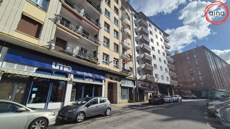 Foto a5f96e6b-2856-4663-9bcd-53c085973a4c. Local comercial a San Juan Pamplona / Iruña
