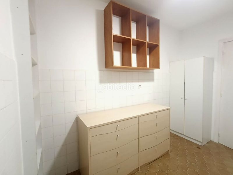 Foto d98cfd91-107f-40c2-bd0d-a34b171d5995. Rent flat in plaza los olmos 2 in Barañáin / Barañain