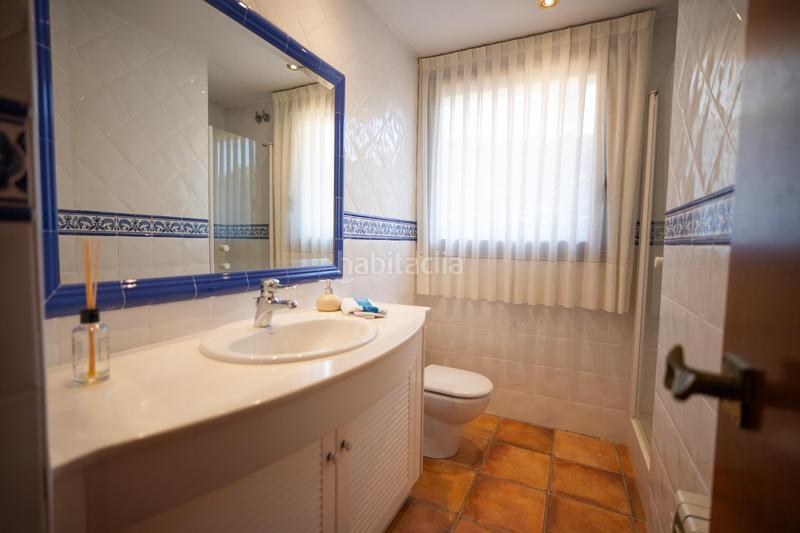 Foto 19cee511-2f0e-48d9-be83-8ea487b2f44b. Chalet imponente villa en can teixidó en Alella