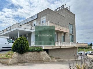 Edifici a Móra la Nova. Hotel con gran oportunidad de inversión