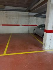 Aparcament cotxe a Cardedeu. Plaza de parking