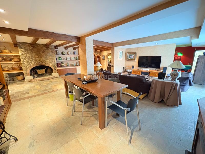 Foto 0ffc4f72-c775-45f9-b73e-6c419abffe94. Chalet maravillosa villa con vistas al mar en Alella