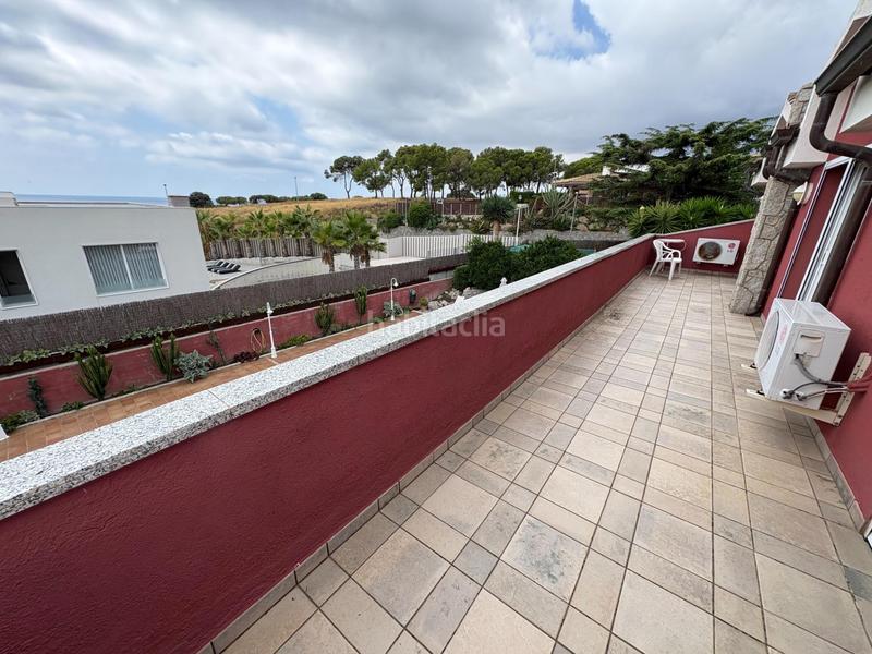 Foto 2667131c-5d2e-4864-be74-cb278a6e5132. Chalet maravillosa villa con vistas al mar en Alella