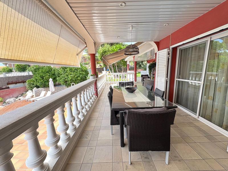 Foto 8eb48ae4-e4e3-4f39-8cd5-c8d915459ad4. Chalet maravillosa villa con vistas al mar en Alella