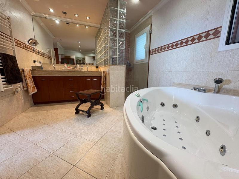 Foto a41441e5-4e9d-4147-b0aa-59d59ca2d2b2. Chalet maravillosa villa con vistas al mar en Alella