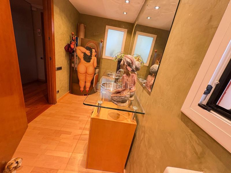 Foto a89412a3-70ca-4a18-9614-7dd36237f29a. Chalet maravillosa villa con vistas al mar en Alella
