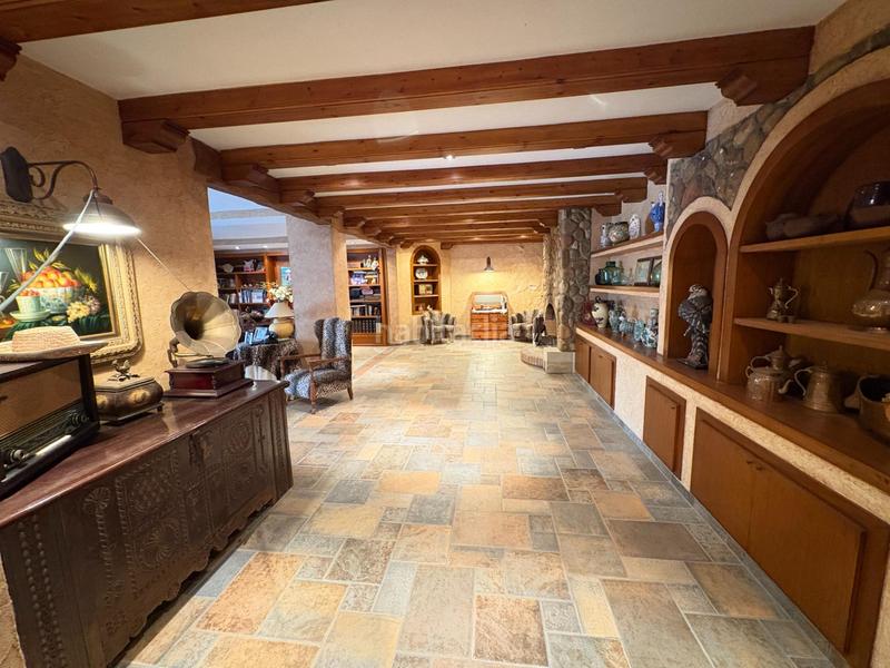 Foto b443f0db-f136-44a2-ac16-91e1af490dab. Chalet maravillosa villa con vistas al mar en Alella