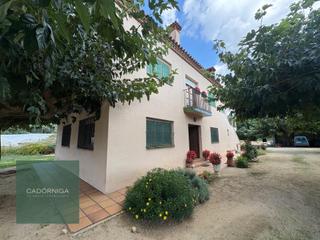 Casa a Argentona Est. Fantstica masa en finca rstica con terreno agrcola