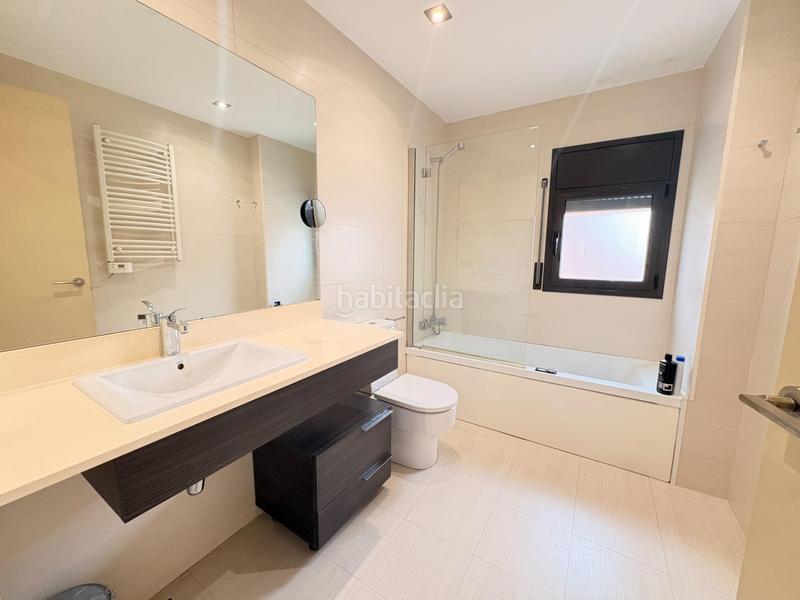 Foto f1825971-1f55-4a9f-81ce-8e8c185d3b05. Xalet amb calefacció aparcament piscina a Pinemar Pineda de Mar