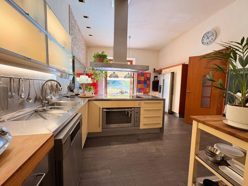 Foto 44d7bd8b-8d99-465a-8666-675e3a9890c1. Casa amb calefacció aparcament a Teià