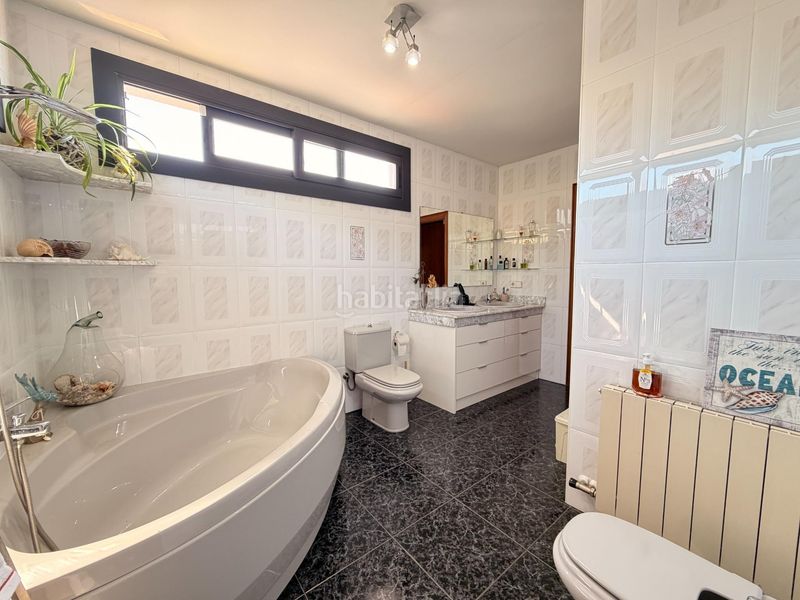 Foto ab10212c-34b3-49c6-be51-49c95a026029. Casa amb calefacció aparcament a Urbanitzacions Mataró