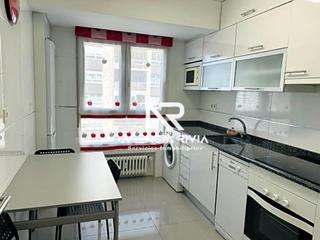 Location Appartement  Plaza de nicanor piñole. Alquiler de piso en la plaza de nicanor piñole!!! agencia rivia