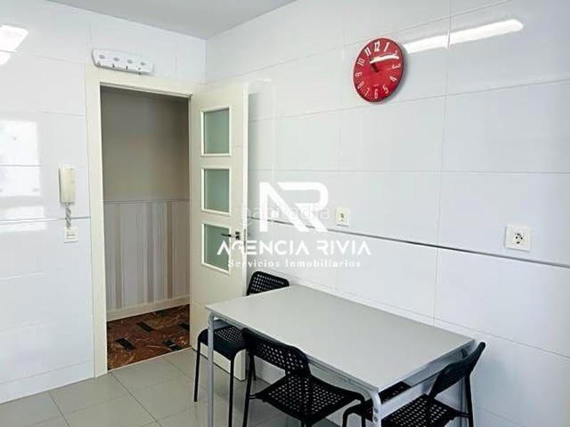 Foto d1a7f970-2bda-40ad-bd0e-633a9d335105. Location appartement dans Centro Gijón