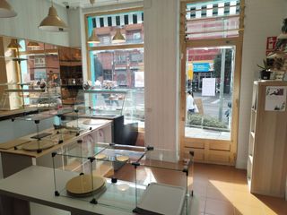 Traspàs Local Comercial a Gijón - ramón y cajal 29. Traspaso pastelería en ramón y cajal