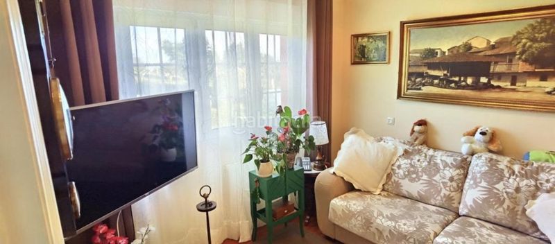 Foto 2a2a72d2-d63c-4a3b-89ca-33aadd2c3228. Casa amb calefacció aparcament a Deva Gijón