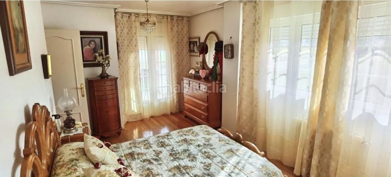 Foto 90f12a8b-e817-40c7-b5d5-ebfb9a7d0455. Casa amb calefacció aparcament a Deva Gijón