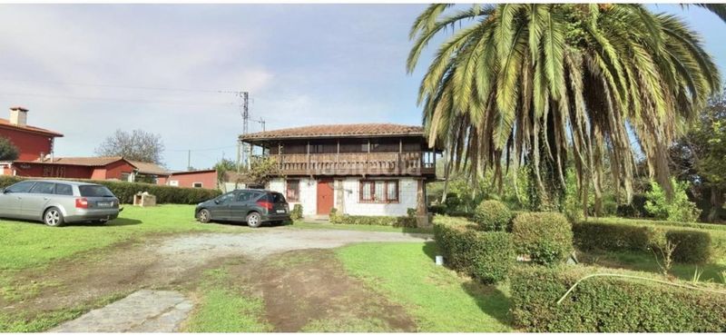 Foto 9fffb1cc-9d3a-4ab9-a886-b5b84191e9b7. Casa amb calefacció aparcament a Deva Gijón