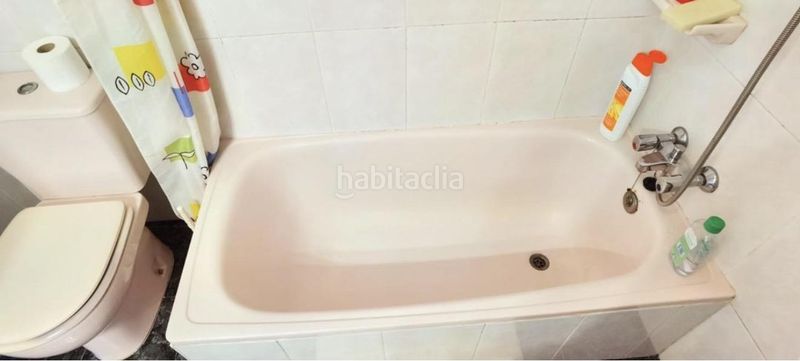 Foto eefd97dc-a11a-4f4a-bd04-a6fd54b074f9. Casa amb calefacció aparcament a Deva Gijón
