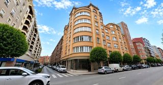 Lloguer Pis  Avenida manuel llaneza 38. Piso de temporada de septiembre a junio