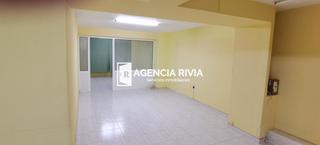 Miete Büro  Avenida de la costa. Alquiler de oficina en el centro!!

agencia rivia pone en alqu