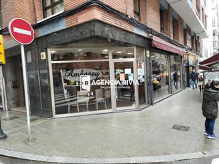 Miete Geschäftsraum  Calle marqués de casa valdés. Agencia rivia alquila.
este local se encuentra en calle marqués