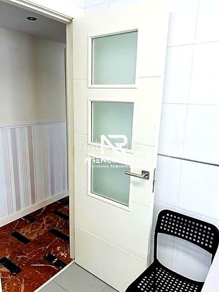Foto 440b6cb6-ed97-4872-82c3-fcf5af335ed7. Rent flat with heating in Centro Gijón
