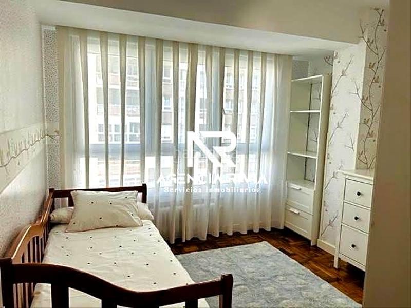 Foto 9bd89562-4027-4389-acdc-5671cd728fa5. Rent flat with heating in Centro Gijón