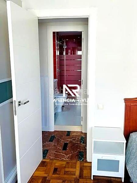 Foto a299ff11-61ff-47f9-a929-a36985cedcd4. Rent flat with heating in Centro Gijón