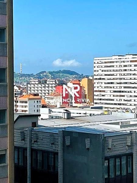 Foto a416258a-f74d-4221-9097-f57f6e7f6556. Rent flat with heating in Centro Gijón