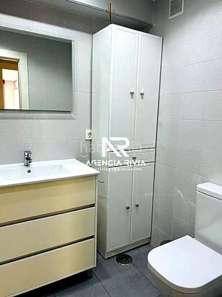 Foto d89ebe70-7d64-41be-ba12-8a7764ad0731. Rent flat with heating in Centro Gijón