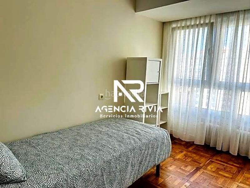 Foto f704dff1-1d5d-4e60-a215-1277d527682f. Rent flat with heating in Centro Gijón