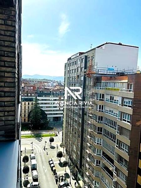 Foto 04c76f10-384f-48f6-b3de-cd14c806387a. Lloguer pis amb calefacció a Centro Gijón