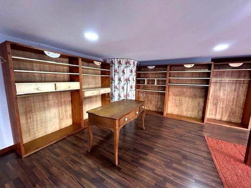 Foto 1fb97057-11f0-4f68-a18e-e6fc8912fc90. Local comercial a Sama Langreo