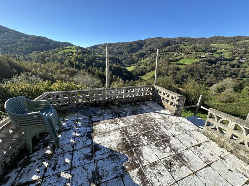 Foto 6780fb89-cf8e-4d22-a094-94f5fb25df35. House in Colunga