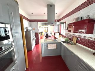Casa  Barrio de arriba. Venta de chalet en arroes!!  agencia rivia vende este espectacul