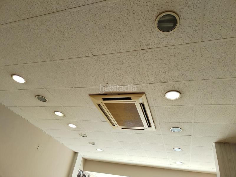 Foto 35b9c9bb-39b9-43dd-9345-6e9abdce174b. Location local commercial dans Llano Gijón