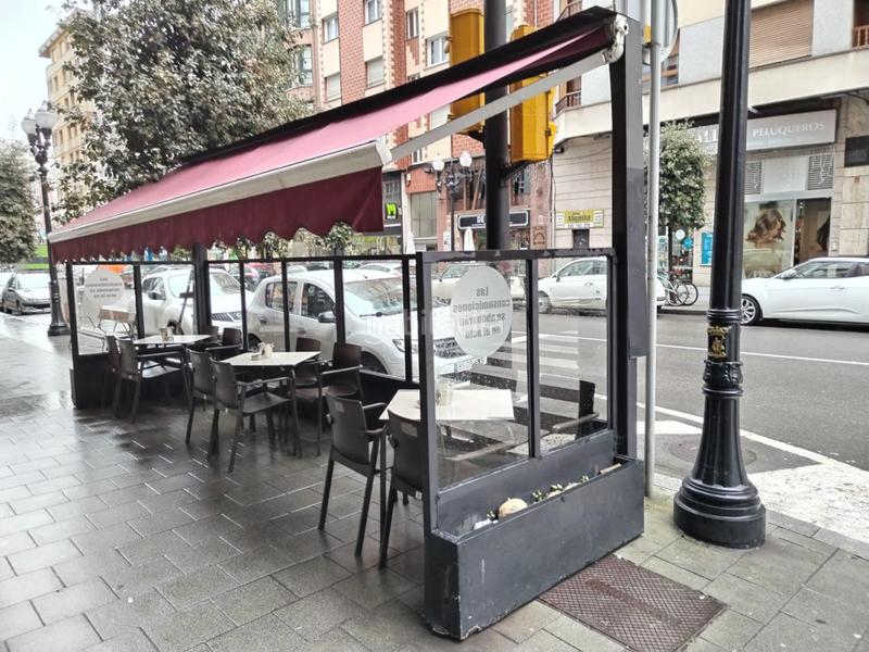 Foto 21bd4067-dd13-47f6-a6ae-09c5289f1df1. Rent business premise in La Arena Gijón