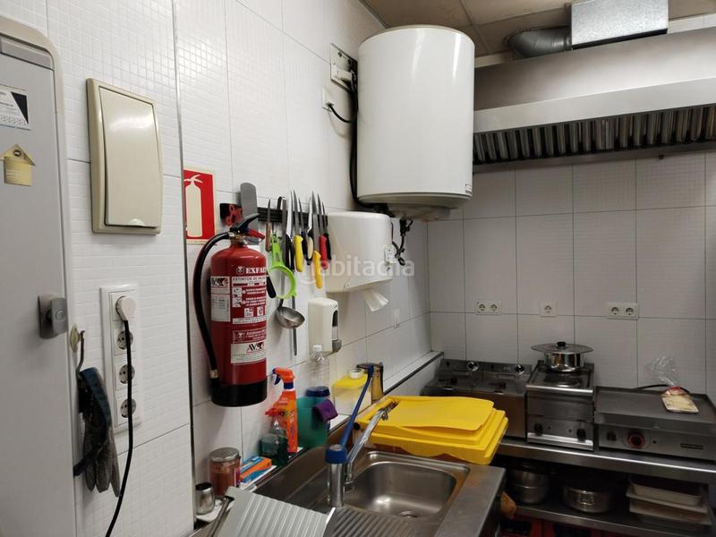 Foto c9fa3c2e-b8c9-40d2-8f8d-bd7366a7e2be. Rent business premise in La Arena Gijón