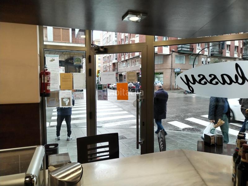 Foto fdb96a34-0147-4b71-bea1-bbf9f2baacd9. Rent business premise in La Arena Gijón