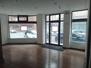 Local Comercial en Ezcurdia