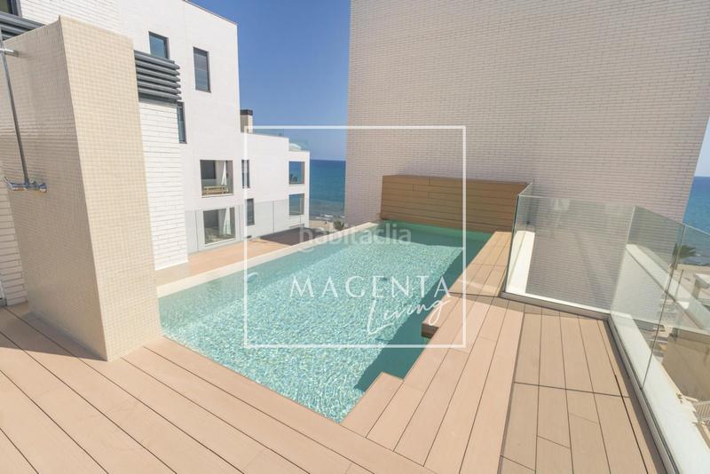 Foto f1d7745f-1ae7-46c6-b791-dae31ab93baa. Àtic amb calefacció piscina a Playa Muchavista Campello (el)