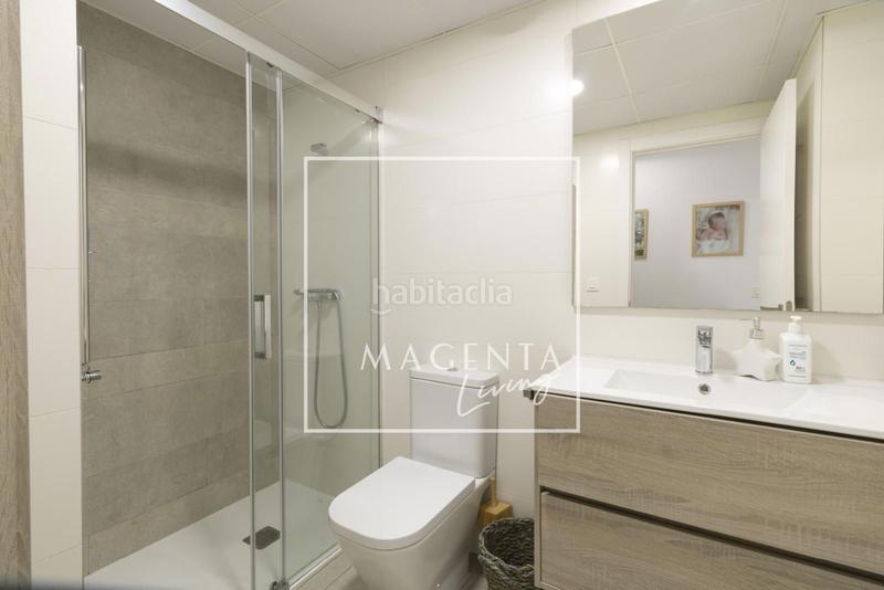 Foto 4c0b34e3-6786-4855-88d5-ef4306af7ae9. Piso elegante piso a un paso del mar, en PAU 5 en Alicante