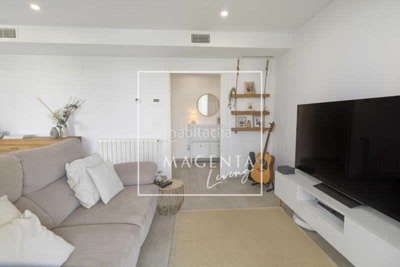 Foto 8c3f90ee-37ef-4003-a94a-946c8b3cb5f3. Piso elegante piso a un paso del mar, en PAU 5 en Alicante