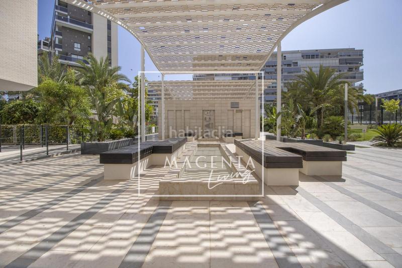 Foto 949c960e-2c91-45f4-bf08-d5fcf56e641e. Piso elegante piso a un paso del mar, en PAU 5 en Alicante