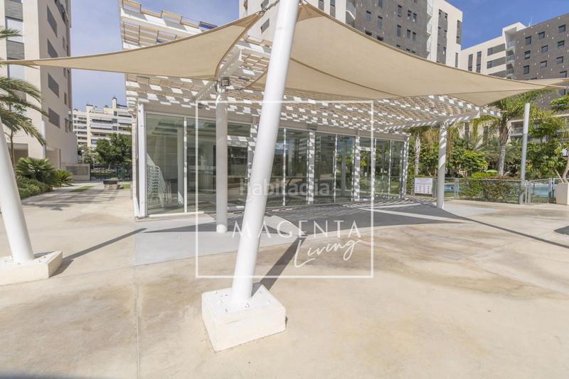Foto a643f72b-be7b-4d62-bebd-9756ba5b1293. Piso elegante piso a un paso del mar, en PAU 5 en Alicante