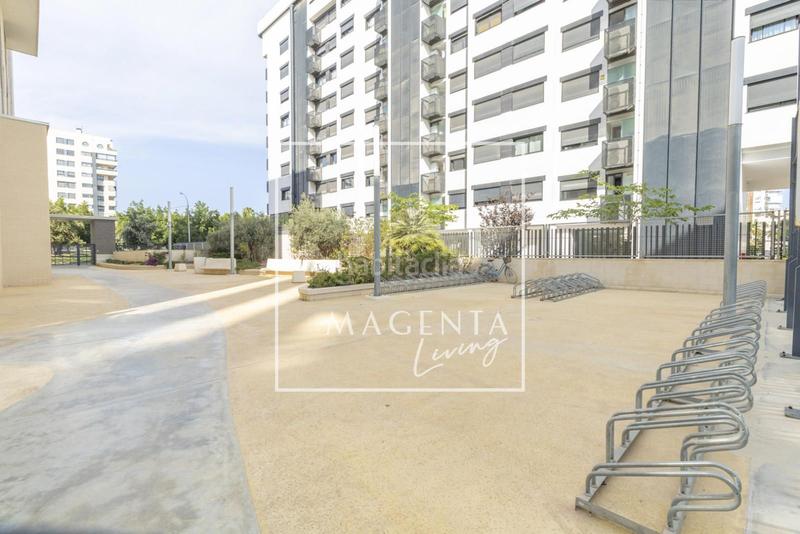 Foto f54b1606-664f-485f-bc3d-9343905d963e. Piso elegante piso a un paso del mar, en PAU 5 en Alicante