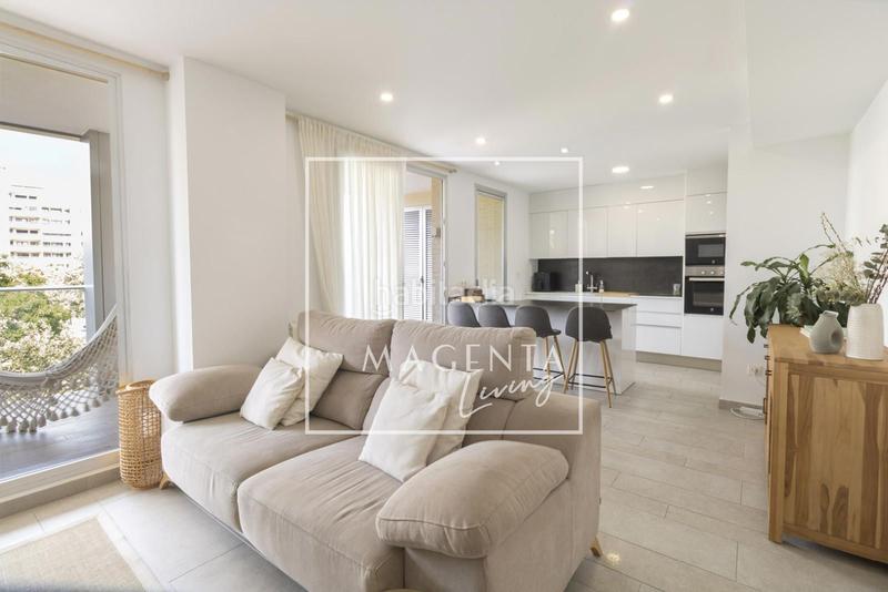Foto f716d7bc-fe33-4085-8a57-a71265864c1e. Piso elegante piso a un paso del mar, en PAU 5 en Alicante